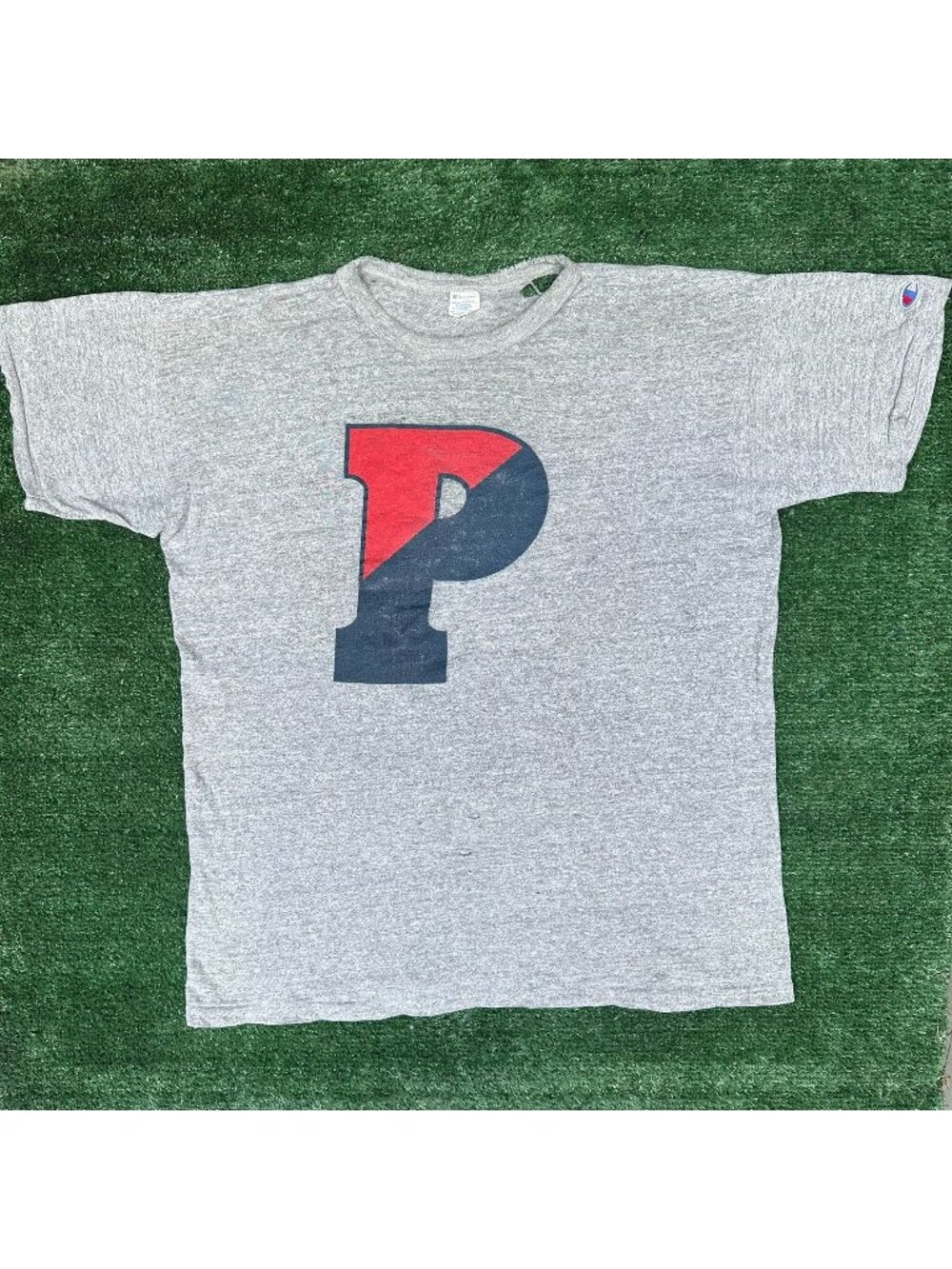 Vintage 80s Champion UPenn Quakers T-Shirt Gray XL Thrashed Single Stitch Grunge